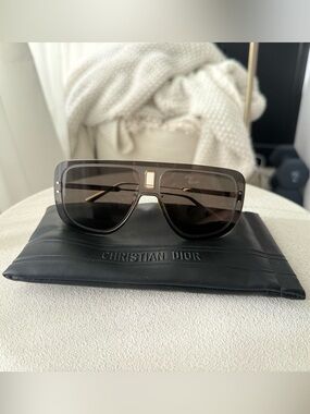 Dior | Accessories | Dior So Real Studded White Mirrored  display picture 2